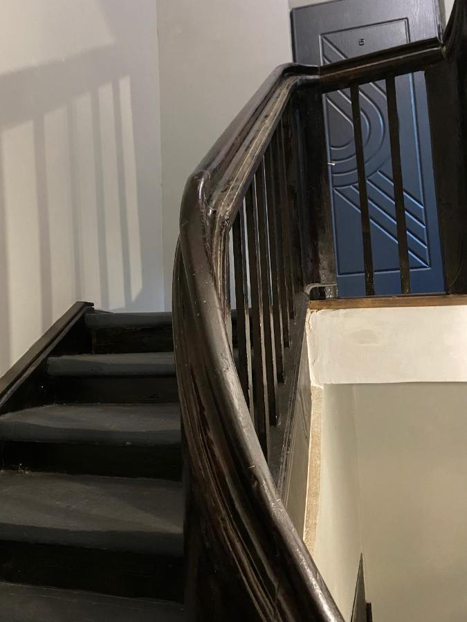Апартаменти у Львові на вулиці Лесі Українки 19/13 Экстерьер фото