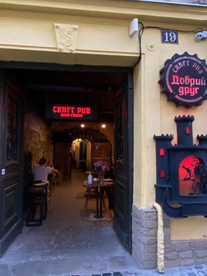Апартаменти у Львові на вулиці Лесі Українки 19/13 Экстерьер фото